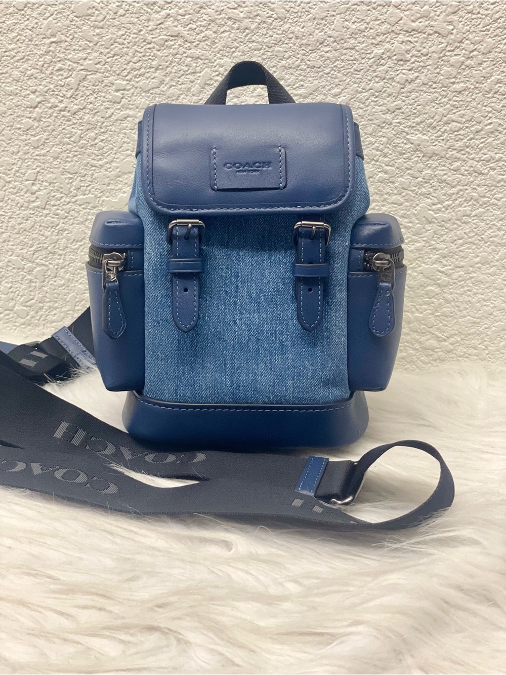 NWT Coach Sprint Sling Pack Leather Denim CBF65 in Denim/Deep Blue